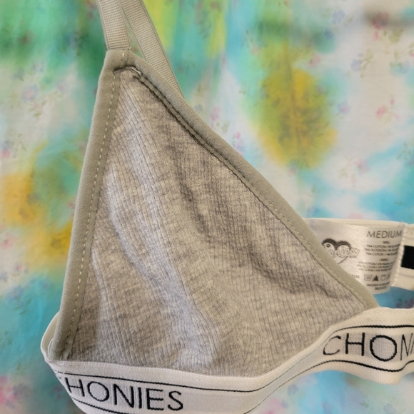 Chonies size medium ribbed gray bra and panties set - Picture 3 of 8